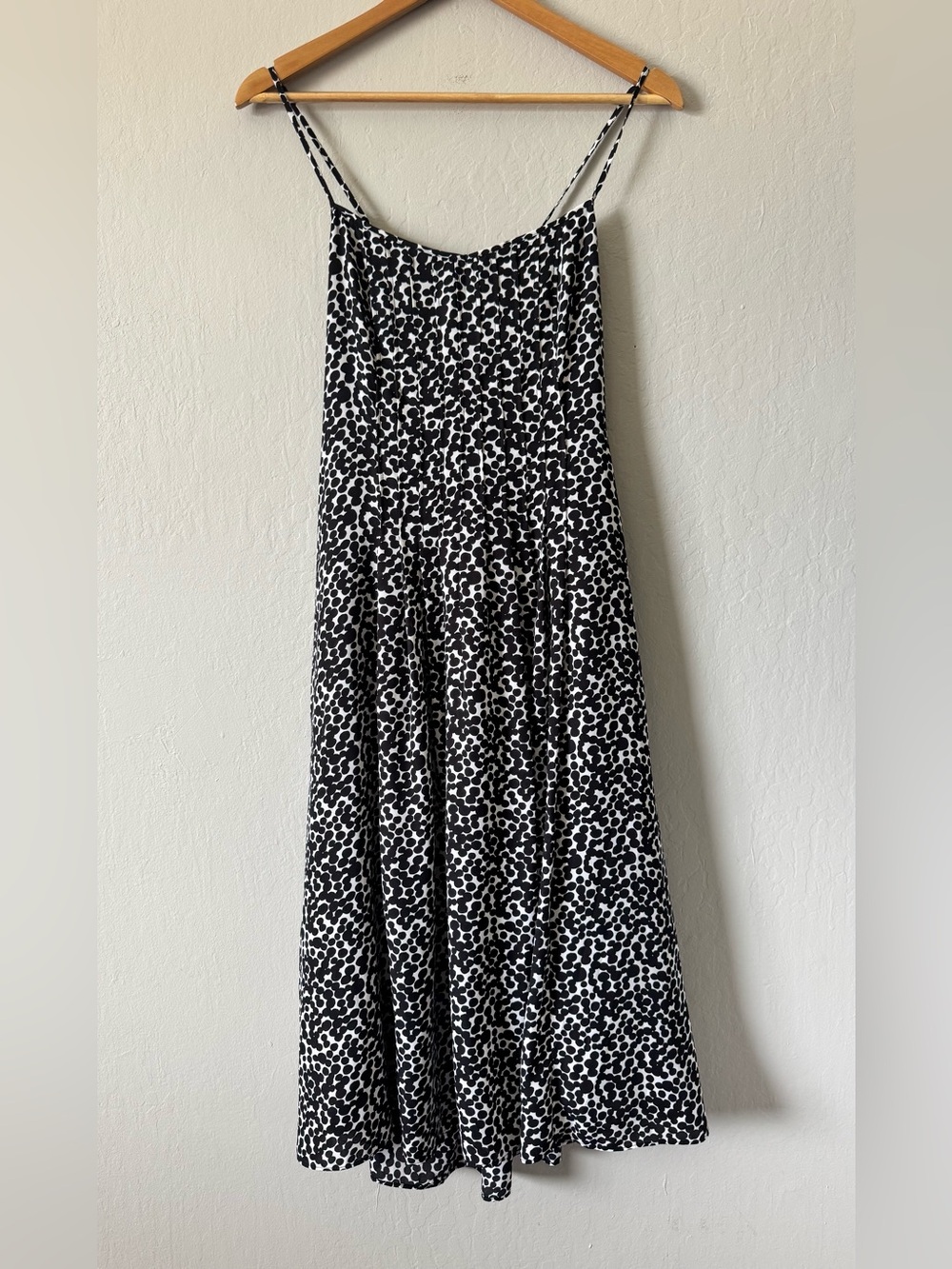 Banana Republic Black and White Spotted Spaghetti Strap A line Midi Dress sz 4